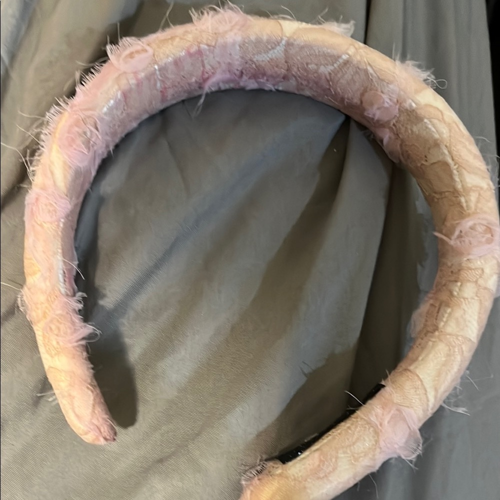 Elegant Pink Textured Headband